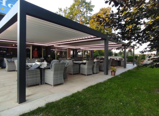 Lamellendächer mit LED-Beleuchtung, Terrasse bei jedem Wetter genießen, Gutes Essen in Peitz